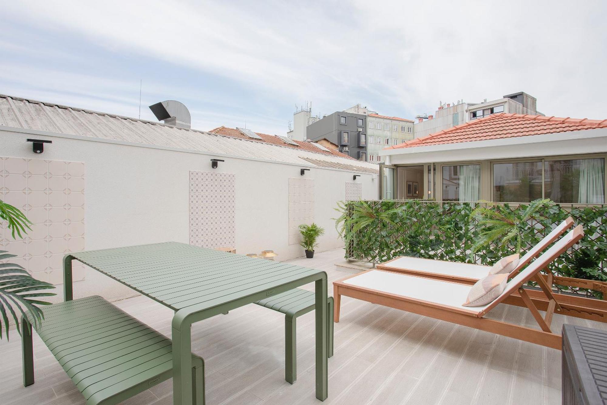 Апартаменти Liiiving In Porto - Soho Urban Retreat Екстер'єр фото